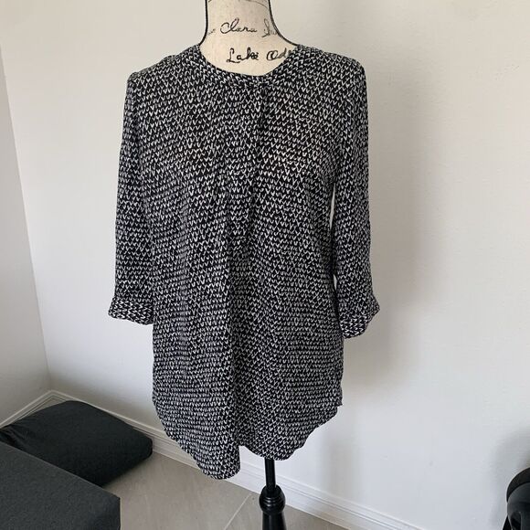 Pea In A Pod Tunic Satin Patterned Blouse Size S - Picture 2 of 5